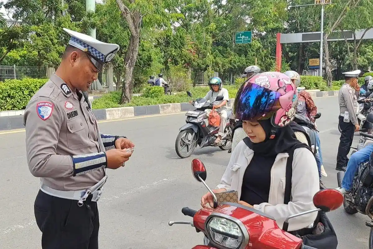 Puluhan Pengendara Kena Tilang