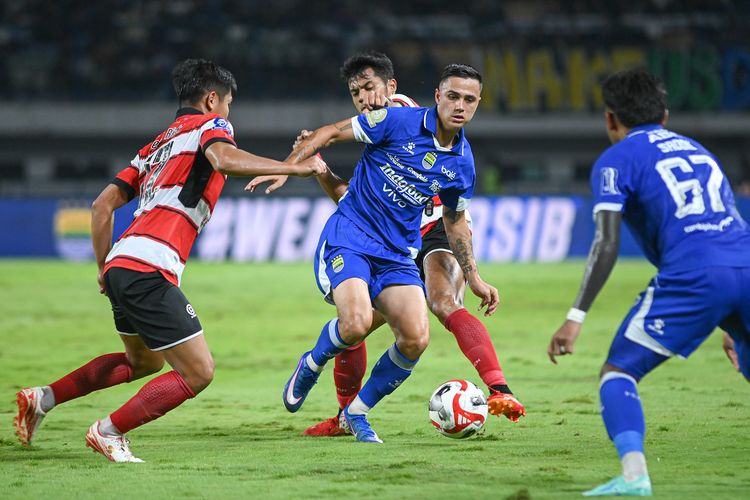 Persib Vs Madura United