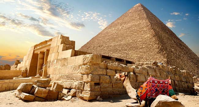 Usia Piramida Giza
